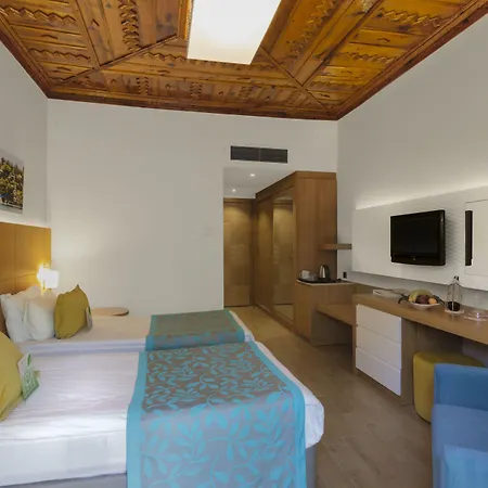 Resort Club & Letoonia