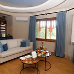 Θέρετρο Club & Letoonia