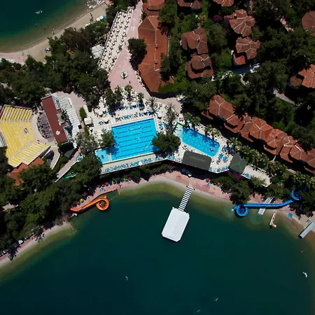 Club & Letoonia Курортный комплекс 5*