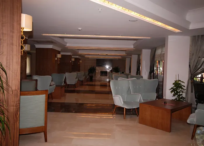 Club & Letoonia 5* フェティエ